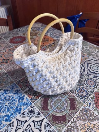Borsa uncinetto fatta a mano panna e bambù⁠