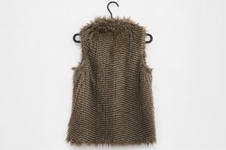 Chaleco peludo negro y marrón Talla M