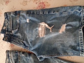 Bermudas vaqueras hombre rotas
