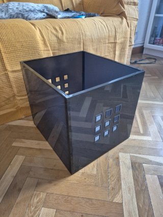 Caja organizadora de plástico Kallax negra