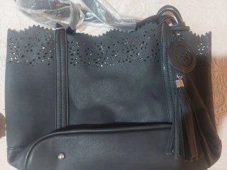 Bolso de mano Anna Field negro
