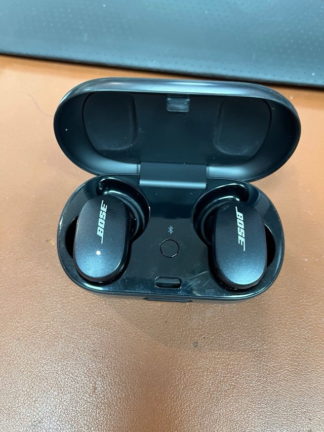Bose QuietComfort Auriculares Inalámbricos #4998AE