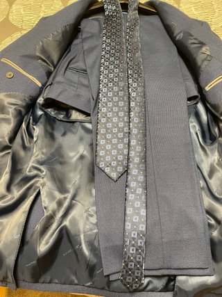 Traje de caballero azul