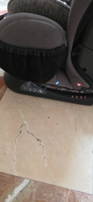 Silla coche Joie gris dispongo de 2 unidades