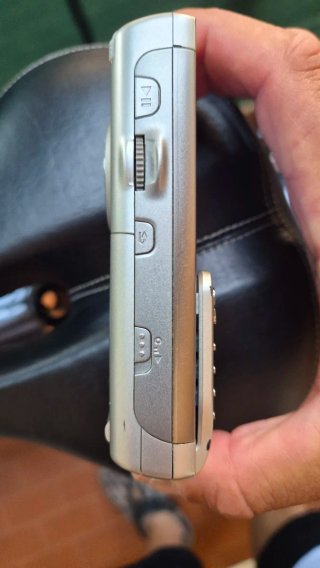 Sony Ericsson P990i Silver