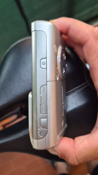 Sony Ericsson P990i Silver