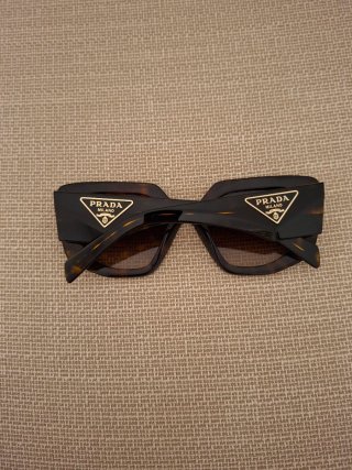 Occhiali da sole Prada Tortora