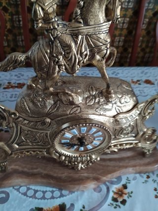 Reloj de sobremesa bronce figura ecuestre