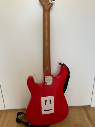 Guitarra Eléctrica Roja