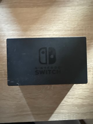 Nintendo Switch Negra + Dock + Mando