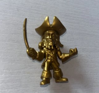 Figura Capitán Jack Sparrow dorado