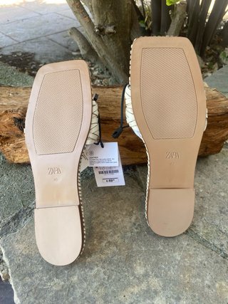 Sandalias Zara Talla 40 Beige/Blanco