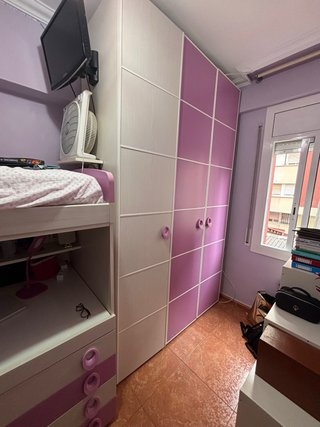 Habitación juvenil, en perfecto estado.