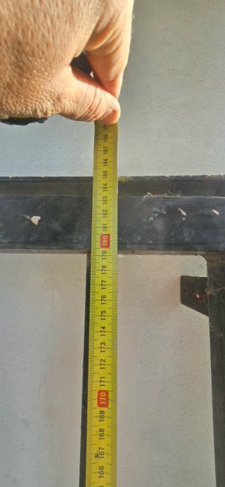 Reja de seguridad metálica