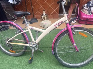 Bicicleta BTWIN niña rosa y crema