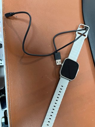 realme Watch 5 AMOLED 1.97 60Hz#004444