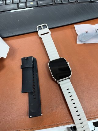 realme Watch 5 AMOLED 1.97 60Hz#004444