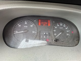 Renault Master volquete
