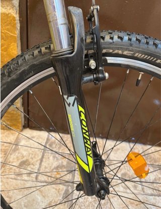 Bicicleta Conway con cambios Shimano Altus