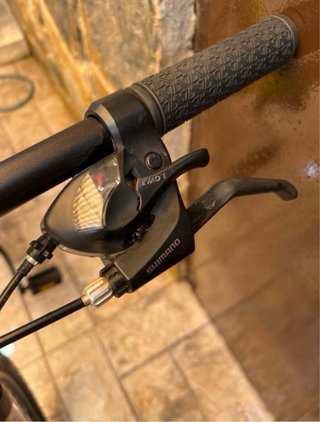 Bicicleta Conway con cambios Shimano Altus