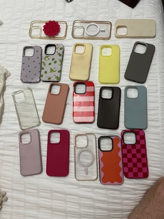 Variedad Fundas iPhone 15 Pro 2 euros cada una