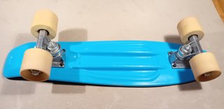 Skateboard Oxelo Azzurro Junior 55cm.
