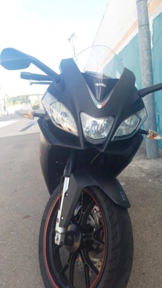 Aprilia RS4 125 Negra