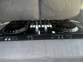 Controlador DJ Profesional Pioneer DDJ-REV5