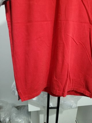 Polo Tommy Jeans Rojo y Gris