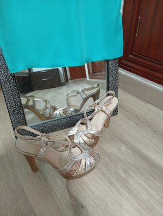Vestido fiesta nuevo Cardie