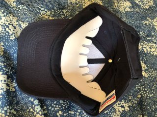 Gorra negra