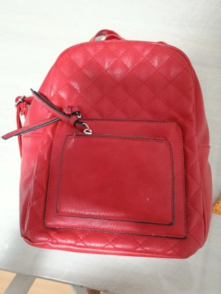 Mochila roja acolchada