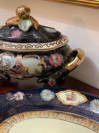 Sopera de porcelana estilo satsuma