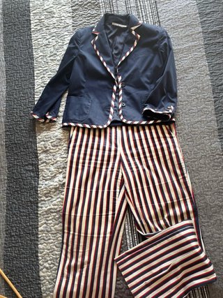 Conjunto Tommy Hilfiger americana y pantalón