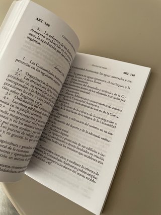 Constitución española incluye la Ley Orgánica d...