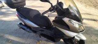 Kymco SuperDink 300i ABS Scooter