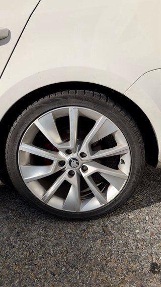 LLANTAS SKODA 18”