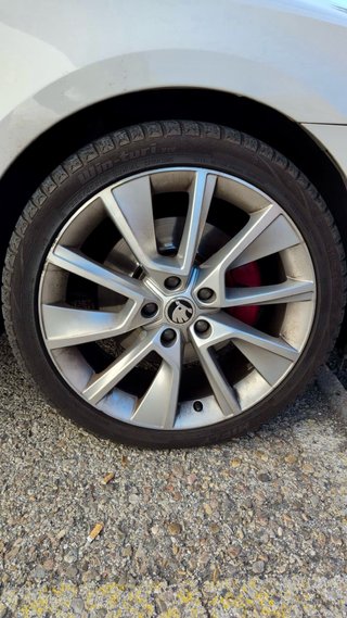 LLANTAS SKODA 18”