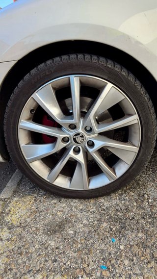 LLANTAS SKODA 18”