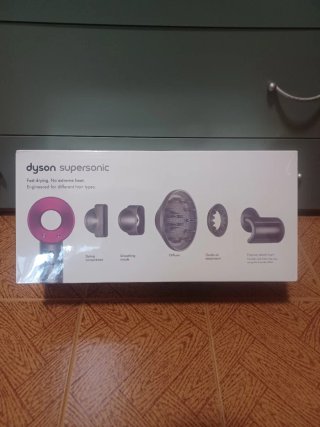 Asciugacapelli Dyson Supersonic con accessori