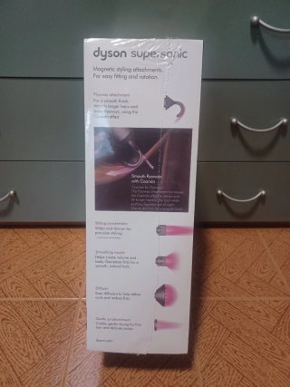 Asciugacapelli Dyson Supersonic con accessori