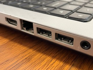Portátil HP i3 modelo HPG62