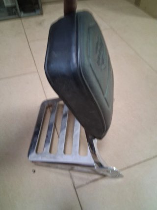 Respaldo Harley Davidson Negro Cromado