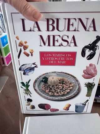 Libros de cocina muy practicos y bonitos , son 7