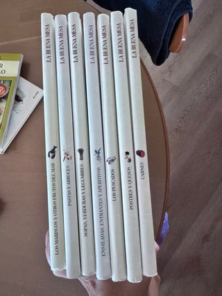 Libros de cocina muy practicos y bonitos , son 7