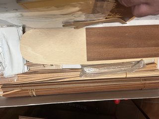 Maqueta de barco de madera