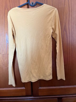 Camiseta amarilla manga larga talla S