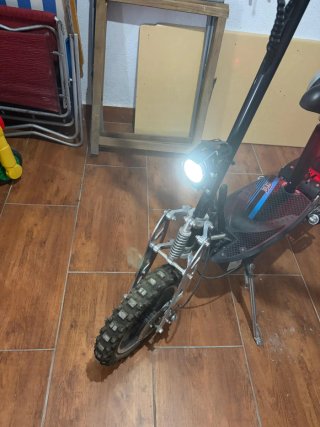 Patinete Eléctrico con Asiento