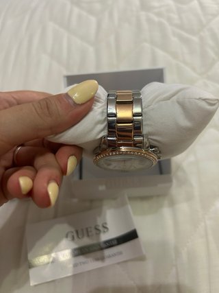 Reloj Guess Mujer Dorado y Plateado