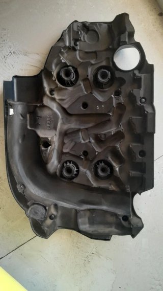 Tapa Motor Volvo S60 2012
